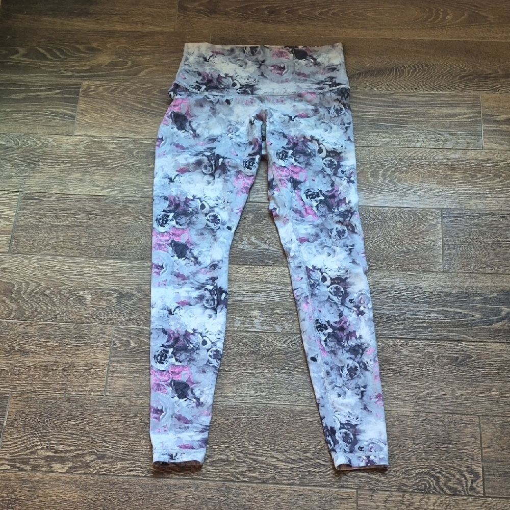 Lululemon Athletica Pink and Gray Leggings with Floral Design